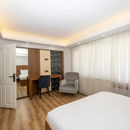 Hatem's House In Taksim *