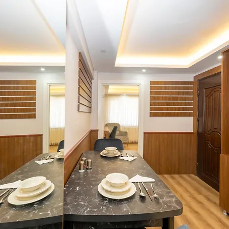 Hatem's House In Taksim Apartment
