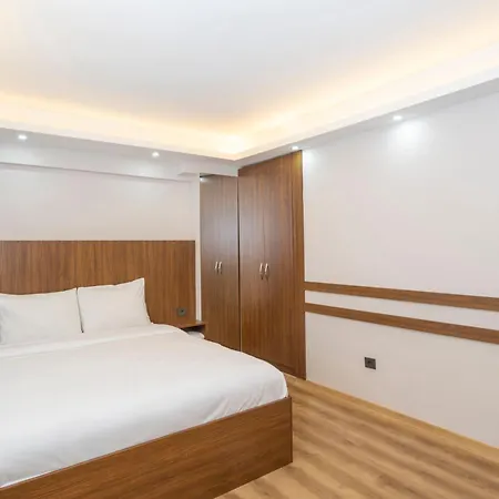 Hatem's House In Taksim Apartment